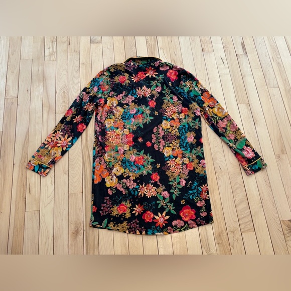 Johnny Was Camella Long Sleeve Floral Button Down Shirt Small - Picture 6 of 7